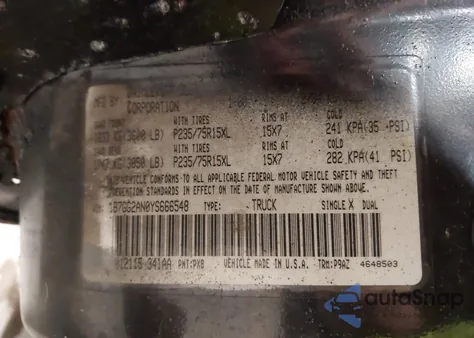 2000 Dodge Dakota Slt/Sport from USA, damaged, VIN 1B7GG2AN0YS666548